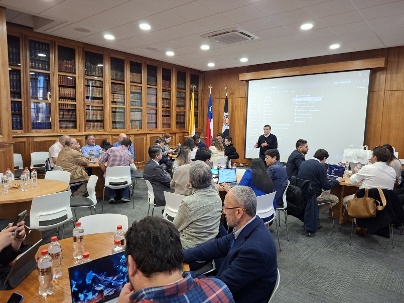 Universidades del CRUV fortalecen alianza tecnológica con nueva sesión de U4Valpo en la PUCV