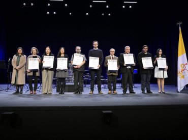 GALERÍA: Ceremonia de reconocimiento a académicas y académicos PUCV