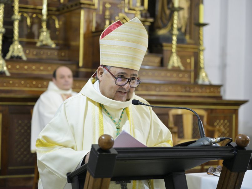Gran Canciller llama a poner la IA al servicio de la persona en eucarístía por Sagrado Corazón de Jesús