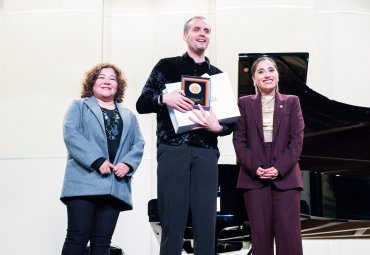 Pianista italiano Ludovico Troncanetti encantó al público en el Teatro Municipal de Viña del Mar