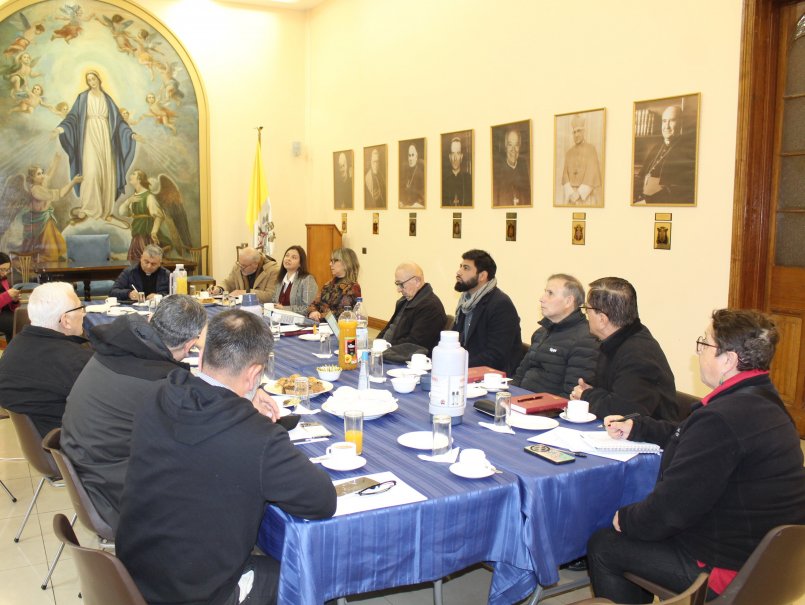 PUCV y Diócesis de Valparaíso profundizan trabajo conjunto en los territorios