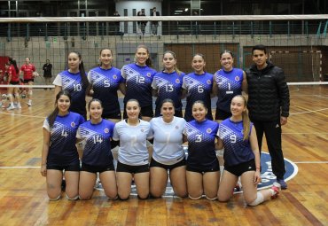 Vóleibol PUCV se prepara para Campeonato Nacional Universitario