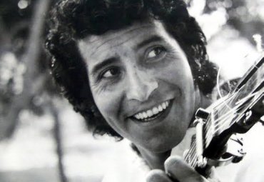 Presentan libro sobre nueva música de Victor Jara en Biblioteca Severin