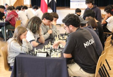 Más de 80 participantes en cuarto Encuentro de Ajedrez por equipos en la PUCV