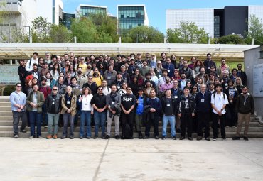 Congreso internacional CosmoSur reunió a especialistas en cosmología y gravitación en Campus Curauma