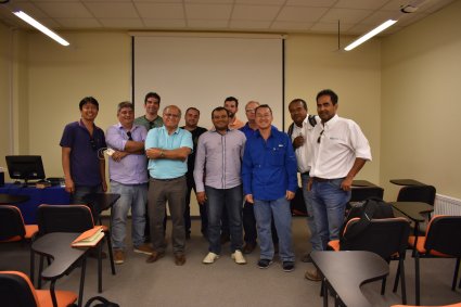 Productores brasileños visitan la Escuela de Agronomía para conocer sobre el desarrollo del cultivo de paltas en Chile