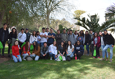 Alumnos de colegios de la región visitan Escuela de Agronomía en nueva jornada de Día Abierto PUCV