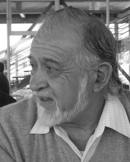 SENSIBLE FALLECIMIENTO DEL PROFESOR LUIS LAGUNAS NAVIA