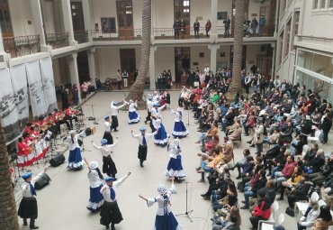 Centenares de personas visitaron la PUCV en el Día de los Patrimonios