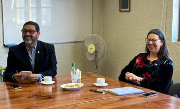 Vicerrector de la VINCI se reúne con la Facultad de Teología para impulsar la investigación