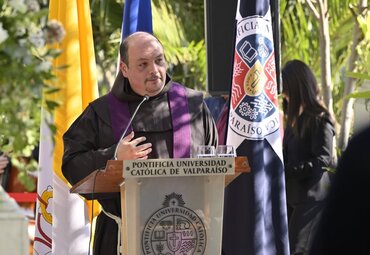 Vice Gran Canciller PUCV encabezó homenaje a familia fundadora de la Universidad