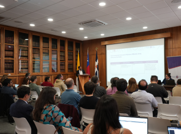 PUCV realiza jornada informativa sobre convocatorias Anillos y Núcleos Milenio 2025