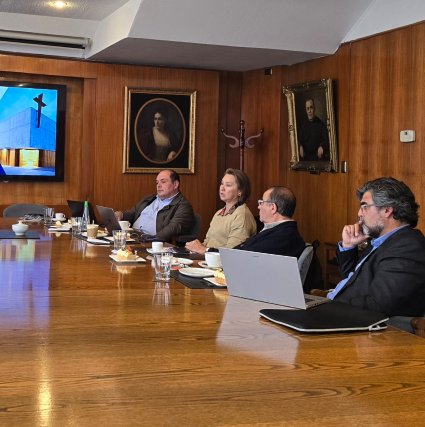 Pastoral PUCV y Consejeros Superiores del Gran Canciller consolidan trabajo conjunto