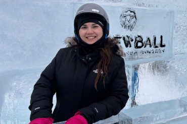 Clases dinámicas y sin fronteras en BETA PUCV: La “gamificada” docencia de Catherine Huerta