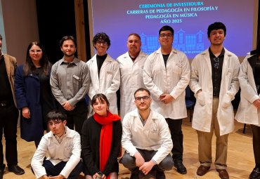 Instituto de Filosofía PUCV celebra investidura de profesores en formación.
