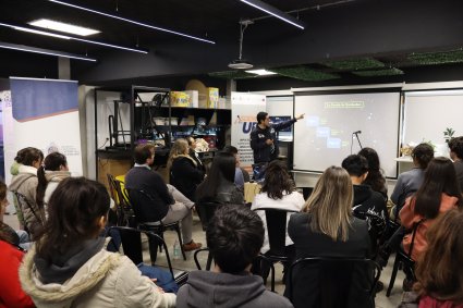 Nueva edición de Maker_Talks aborda desde la innovación la posibilidad de vida inteligente y los desafíos de la contaminación lumínica