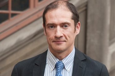 Profesor Rodrigo Momberg, comisionado CAHVDA: “El principal desafío es otorgar a la víctima una protección y una respuesta oportuna”