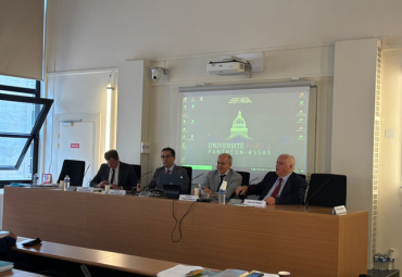 Profesor Patricio Lazo expone en congreso internacional organizado por CEISAL en París