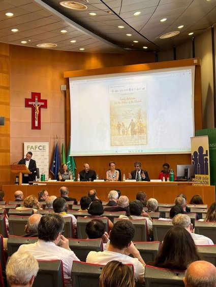 Académico representó a América Latina en Seminario Internacional por Jubileo de las Familias