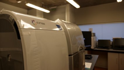 PUCV da fuerte impulso a la investigación de frontera con equipamiento de última generación