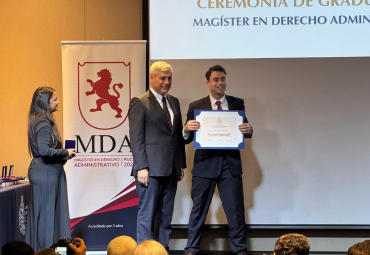 Magíster en Derecho Administrativo gradúa su segunda generación en ceremonia