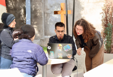 Con participación de la Clínica Jurídica y la Asistencia Jurídica Migrante, la PUCV desarrolla jornada de regularización migratoria para niñas, niños y adolescentes: Más de 30 personas beneficiadas