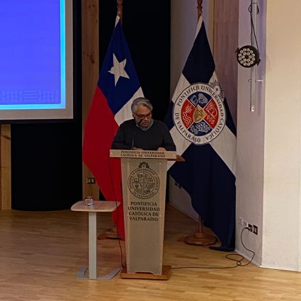 Facultad de Ciencias Económicas y Administrativas, a través de su iniciativa Impulsa EMTP, colaboró activamente en actividad que vinculó a estudiantes con el sector público y privado