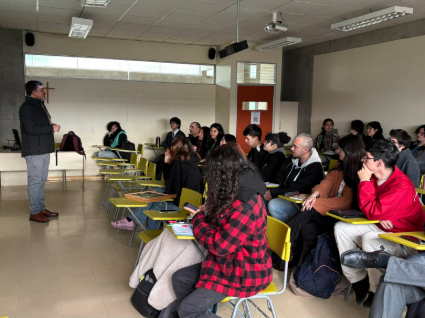 Alumnos de enseñanza media realizan pasantía en la Facultad