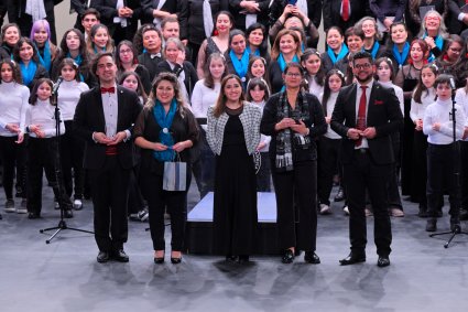 Universidad conmemoró Día Nacional del Canto Coral con un encuentro intergeneracional