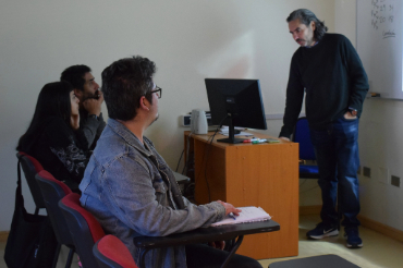 Magíster de la Facultad logra cinco años de acreditación