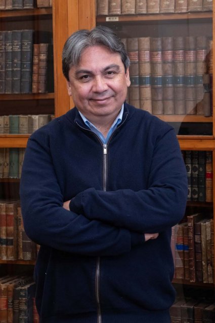 Académico de la Facultad Eclesiástica de Teología PUCV, Dr. Esteban Vargas, edita libro de Xavier Zubiri publicado por Alianza Editorial