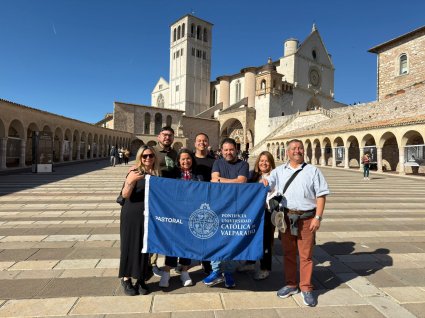 Profesor Rodrigo Arriagada participa del Jubileo de la Educación en Roma.