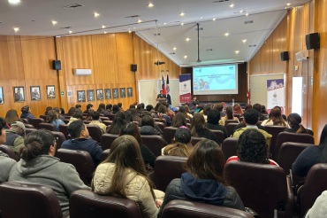 PACE PUCV desarrolla exitosa cuarta Jornada de Exploración Vocacional Pedagógica