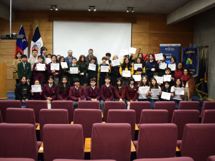Colegios de Placilla celebran segundo congreso de estudiantes en Ciencias